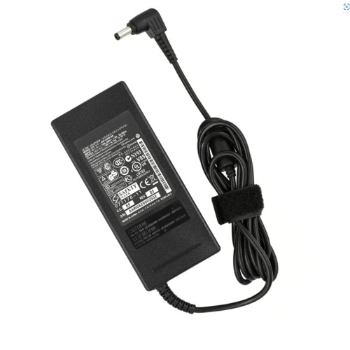 Блок питания (адаптер) 19V, 4.74A для Asus M51