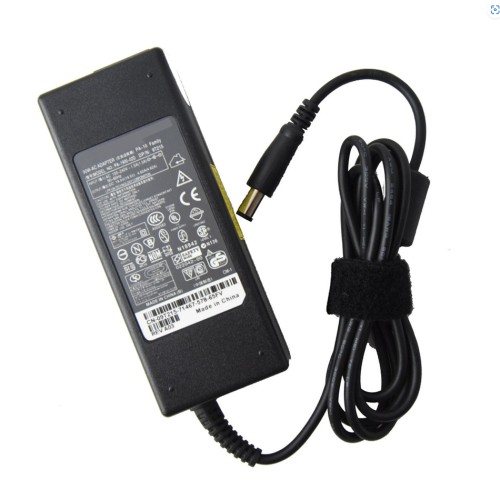Блок питания (адаптер) 19.5V, 4.62A для Dell Vostro V130